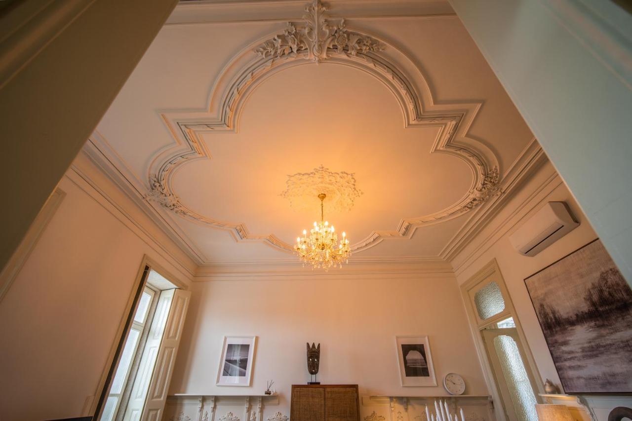 Paraiso Garden Suite--- Spacious & Downtown بورتو المظهر الخارجي الصورة