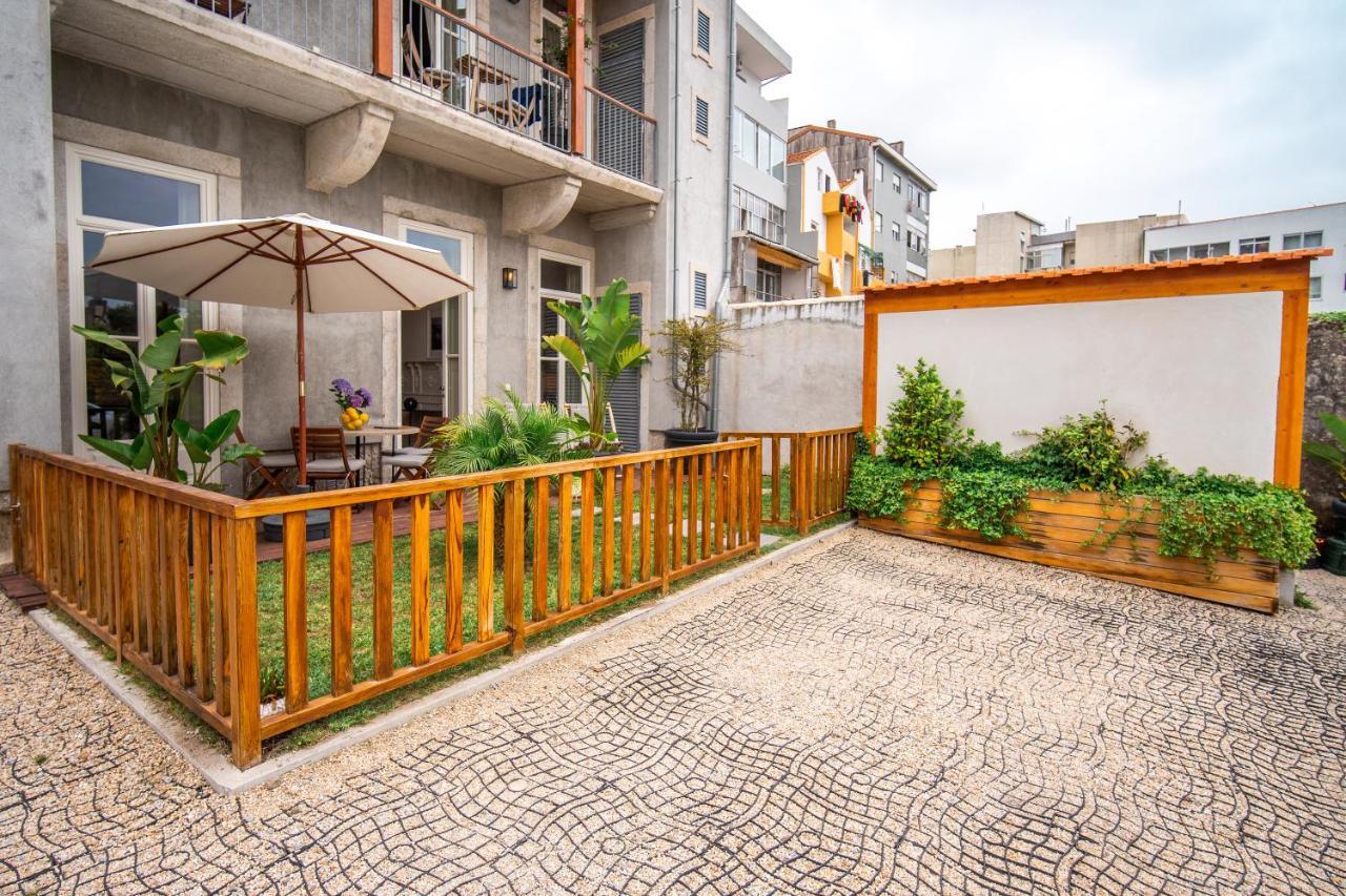 Paraiso Garden Suite--- Spacious & Downtown بورتو المظهر الخارجي الصورة